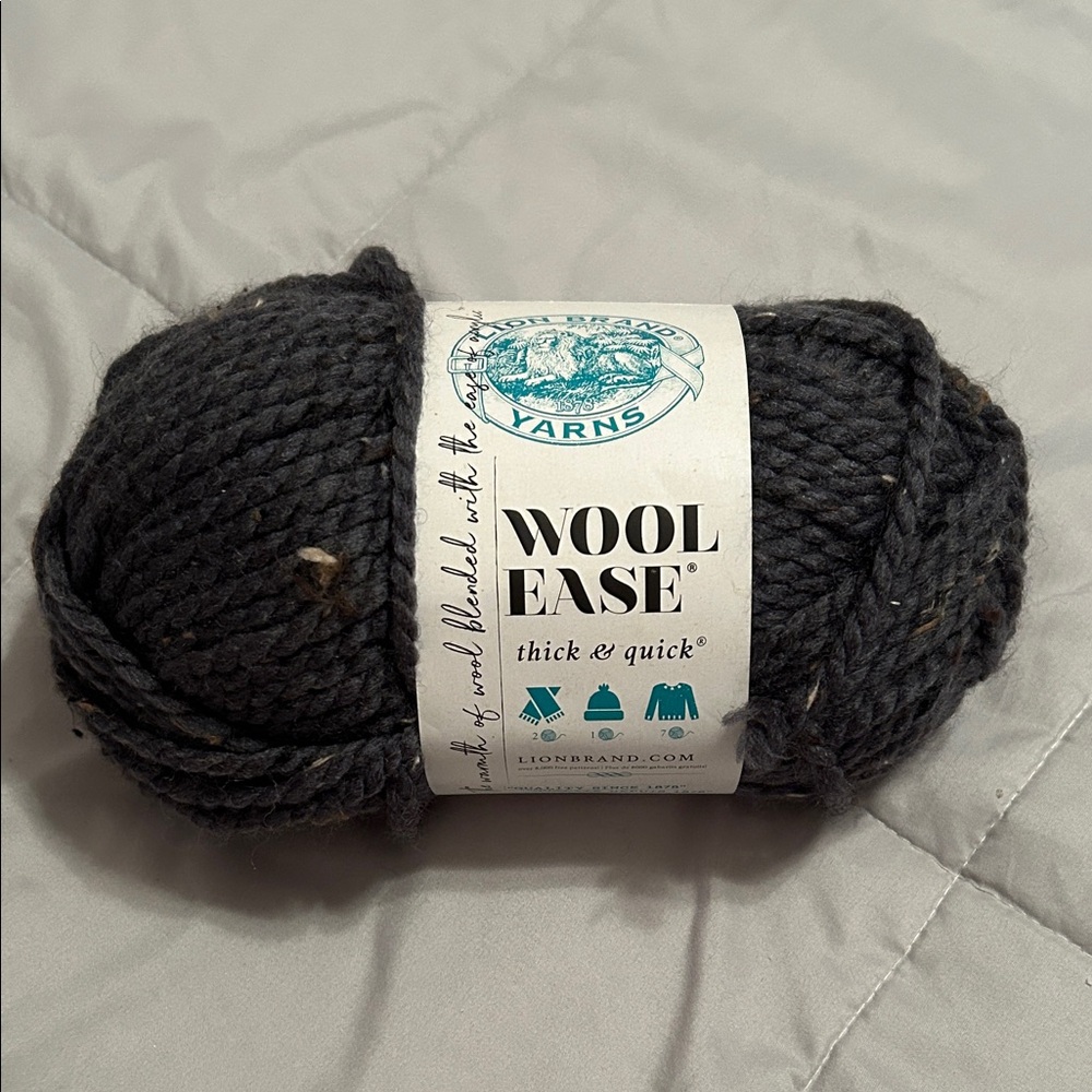 Lion Brand Wool-Ease Thick & Quick Yarn - graphite